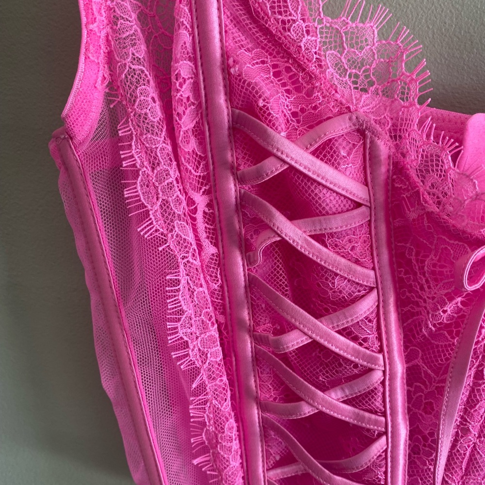 VICTORIA'S SECRET DREAM ANGELS PINK UNLINED LACE UP BRA CORSET TOP M DD New - Picture 4 of 12